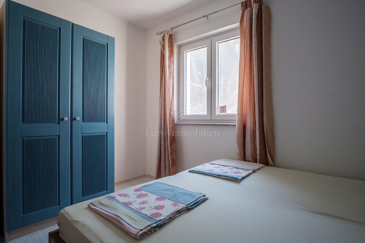 Apartmanska kuća s bazenom, Fažana
