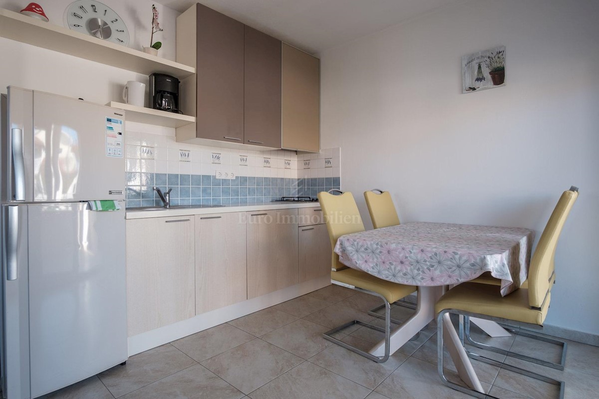 Apartmanska kuća s bazenom, Fažana