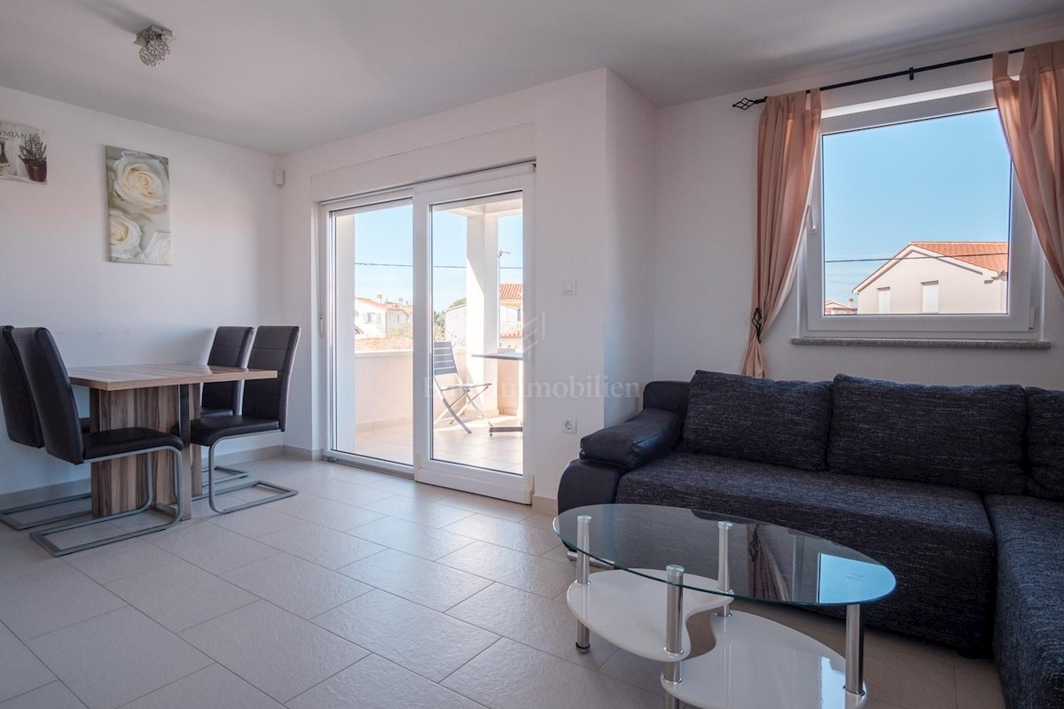 Apartmanska kuća s bazenom, Fažana