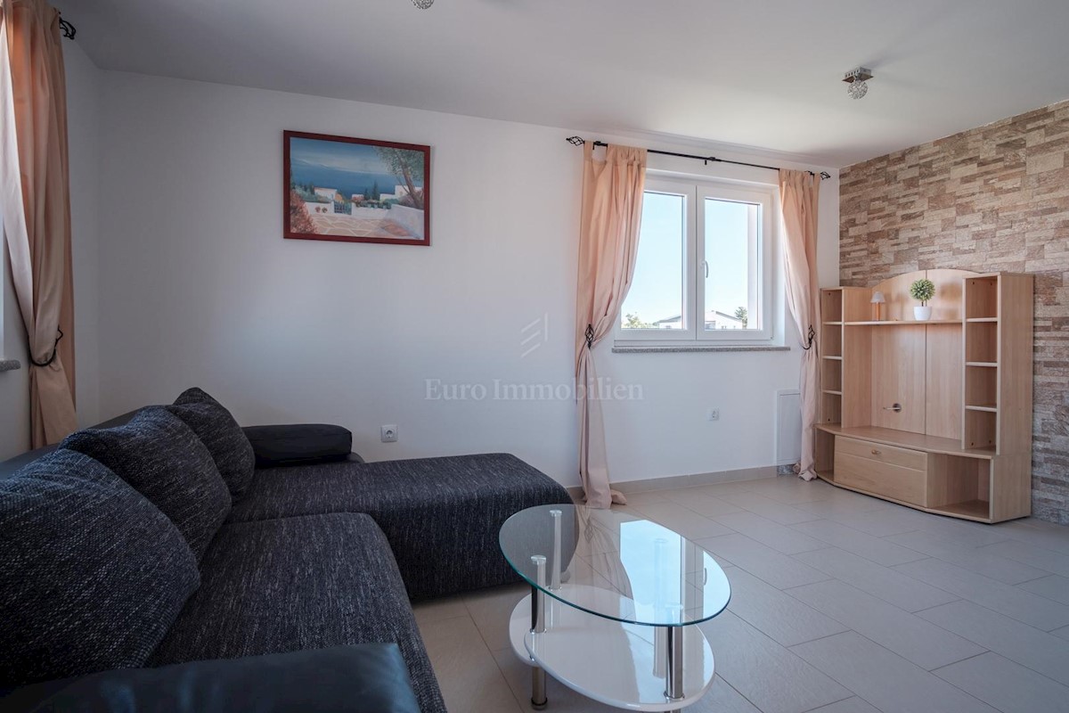 Apartmanska kuća s bazenom, Fažana