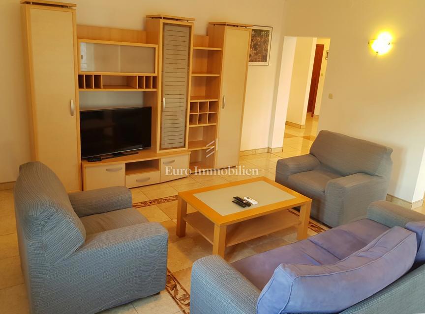 Vila z apartmaji in pogledom na morje - Diko, Zadar
