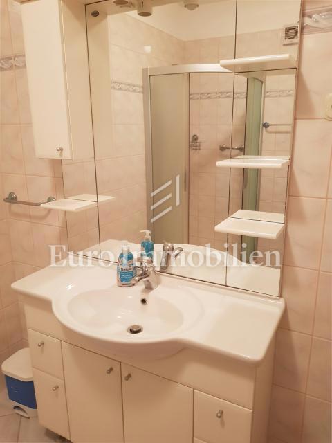 Vila z apartmaji in pogledom na morje - Diko, Zadar
