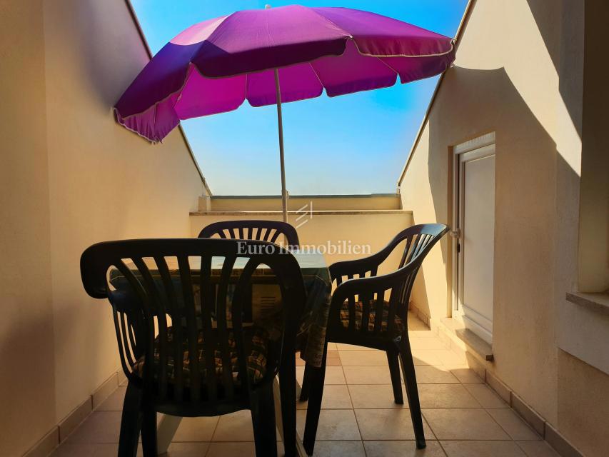 Vila z apartmaji in pogledom na morje - Diko, Zadar