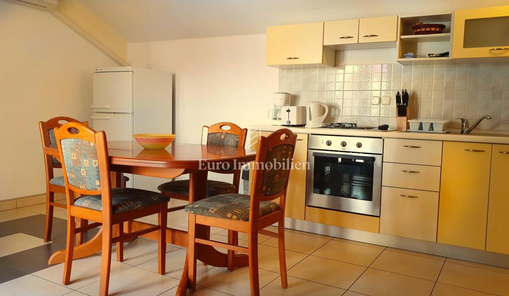 Vila z apartmaji in pogledom na morje - Diko, Zadar