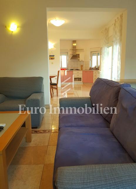 Vila z apartmaji in pogledom na morje - Diko, Zadar