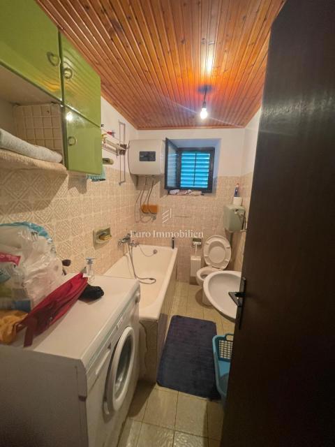 Hiša v centru, 300 m od morja - Povljana, Pag