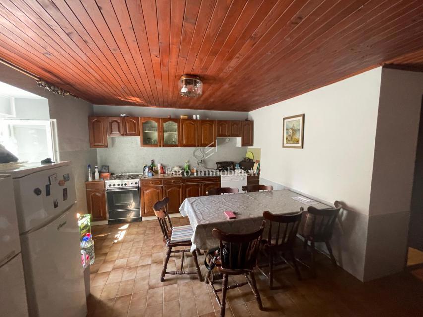 Hiša v centru, 300 m od morja - Povljana, Pag