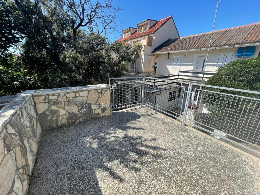 Hiša v centru, 300 m od morja - Povljana, Pag