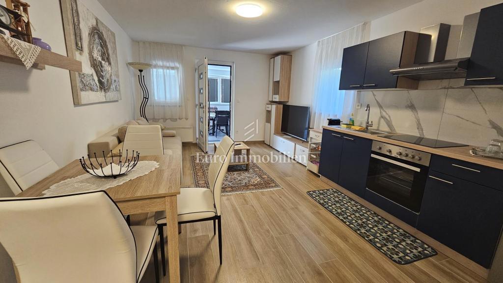 Penthouse z garažo in dodatnim apartmajem