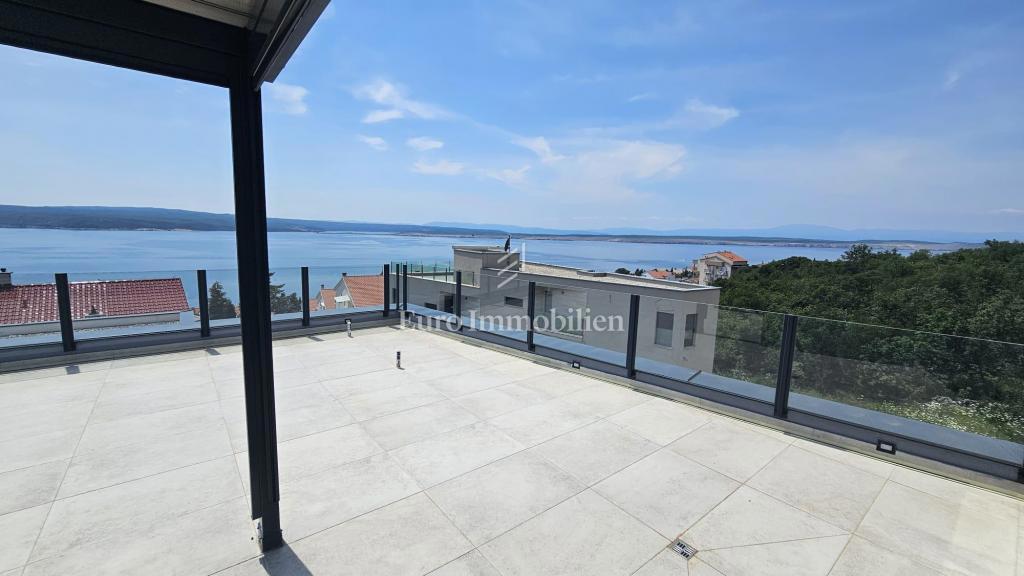 Penthouse z garažo in dodatnim apartmajem
