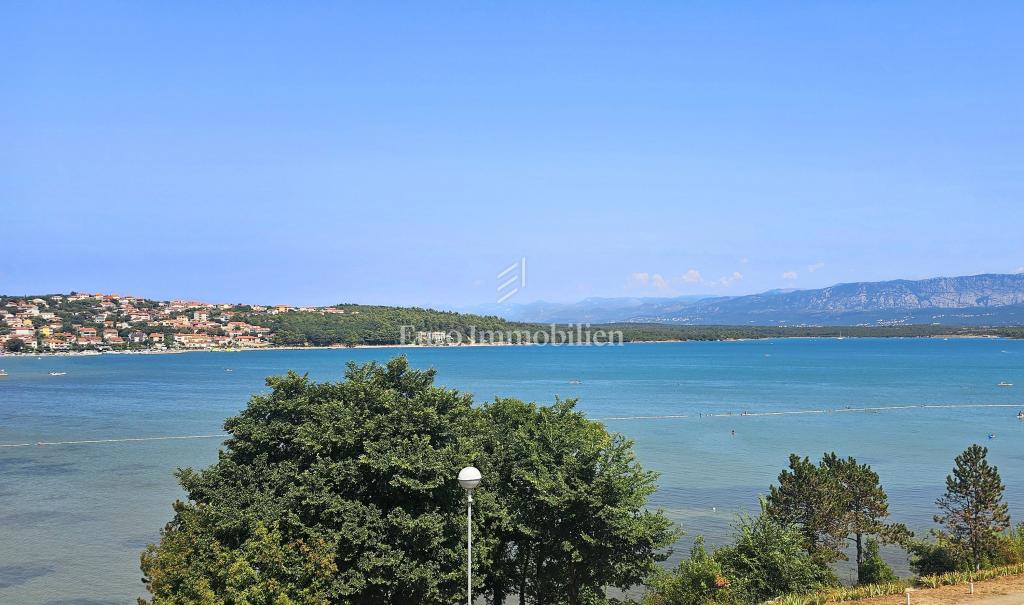 Otok Krk - hiša prvi red do morja