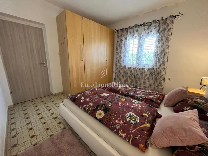 Apartmajska hiša 200 m od morja