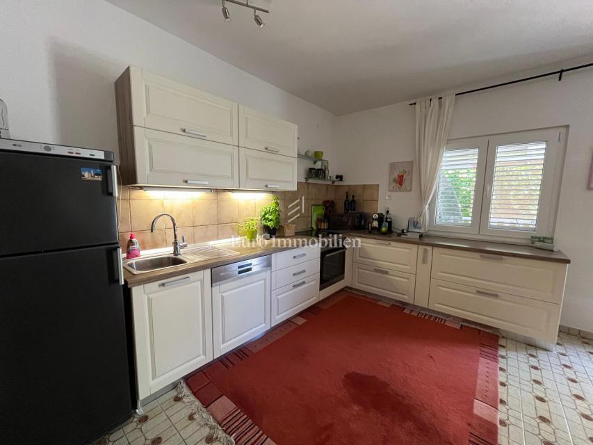 Apartmajska hiša 200 m od morja