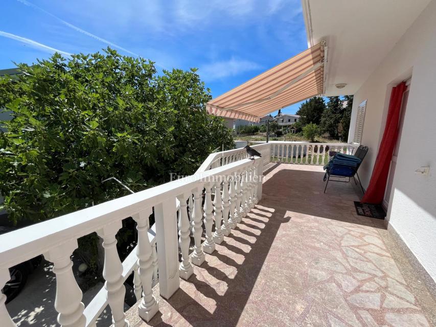 Apartmajska hiša 200 m od morja