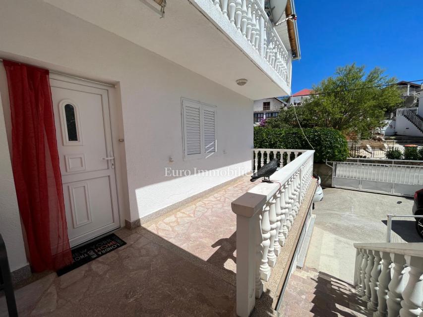 Apartmajska hiša 200 m od morja