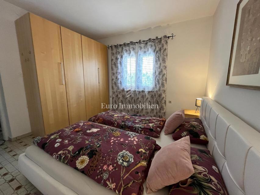 Apartmajska hiša 200 m od morja