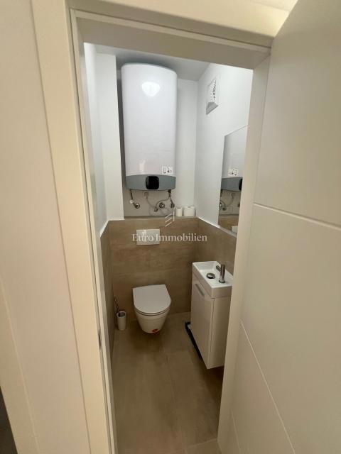 Priložnost! Apartma Diklo, 60 metrov od morja!