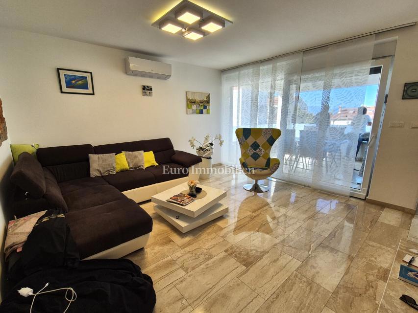 Malinska - apartma blizu centra in morja