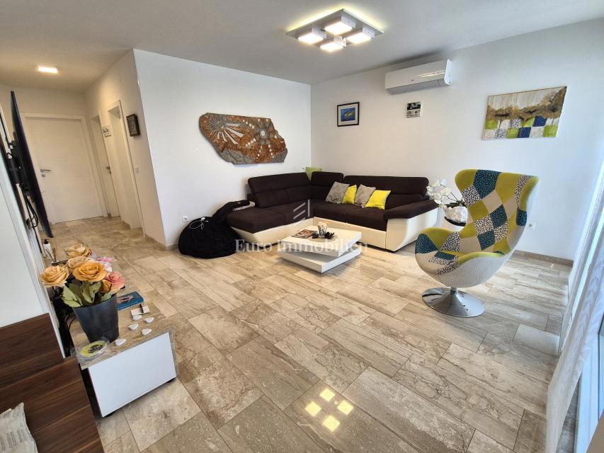Malinska - apartma blizu centra in morja