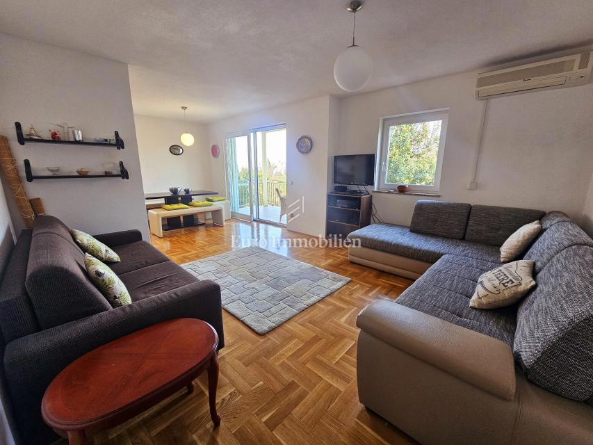 Dvosobni apartma blizu morja, pogled na morje Malinska