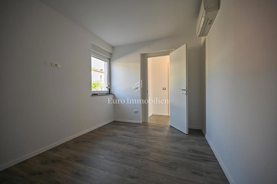 Apartma ob morju - vrhunska lokacija v Novigradu