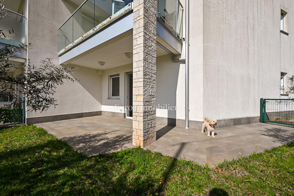 Apartma ob morju - vrhunska lokacija v Novigradu