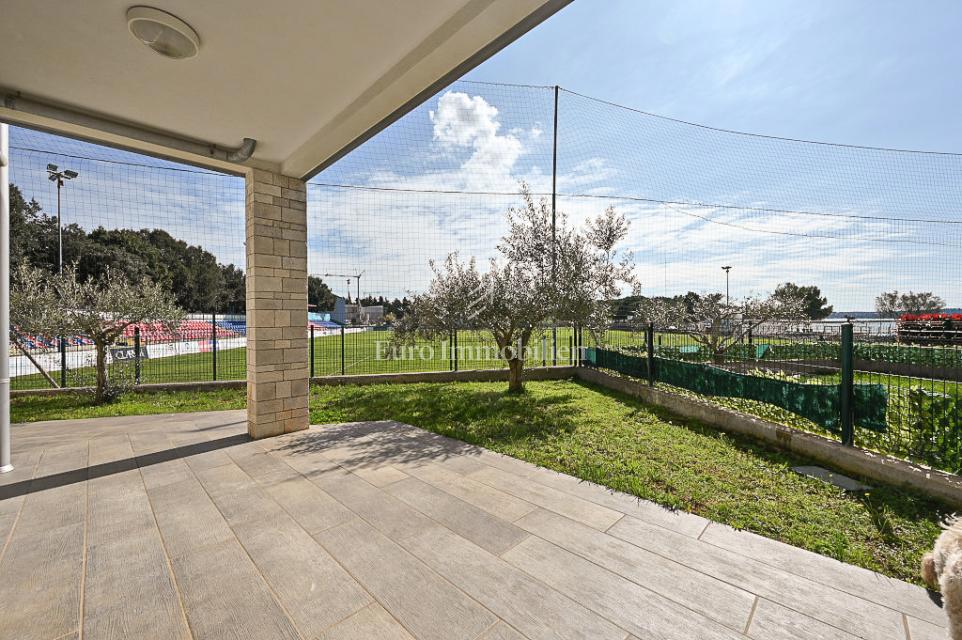 Apartma ob morju - vrhunska lokacija v Novigradu