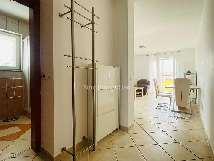 Novalja - Apartma s teraso in čudovitim razgledom