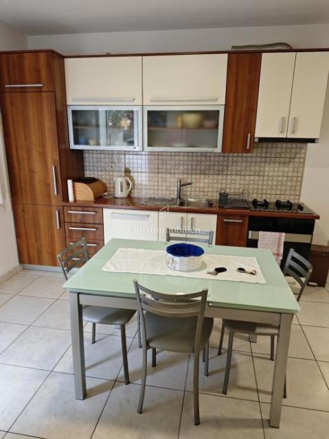 Novalja - apartmaji v bližini plaže