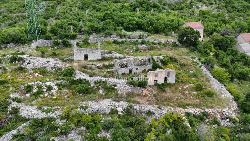 Sveti Juraj - zazidljivo zemljišče 1.565m2