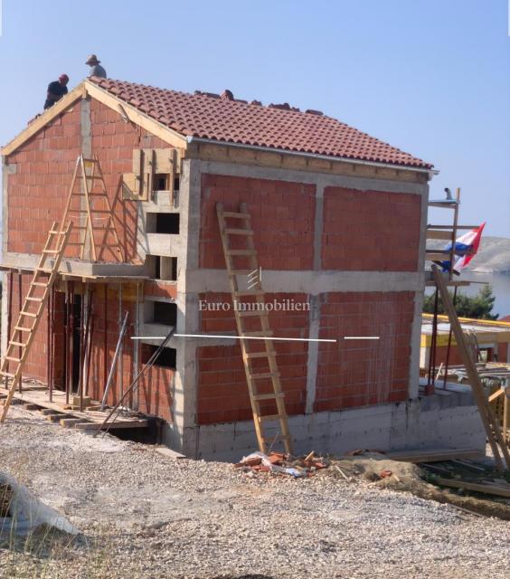 Pag - hiše z bazenom, blizu morja