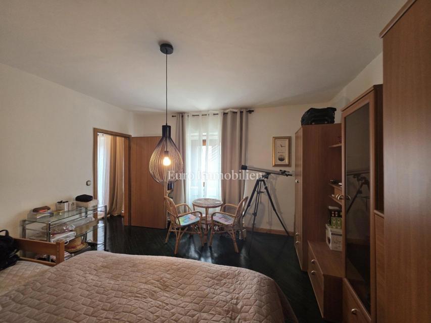 Novi Vinodolski - hiša v bližini centra