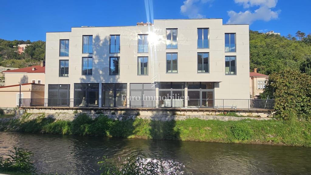 Luksuzni apartmaji v središču Crikvenice