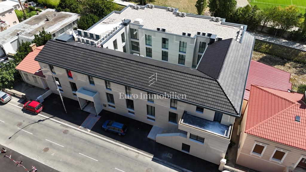 Luksuzni apartmaji v središču Crikvenice