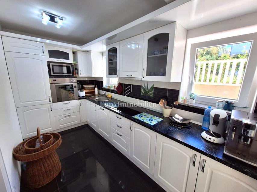 Malinska - samostojna hiša z bazenom, 100 m od plaže