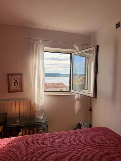 Selce, Trisobno stanovanje z razgledom na morje