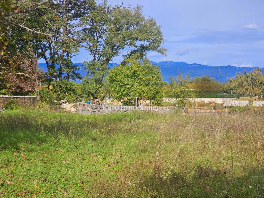 Otok Krk, okolica Dobrinja, Gradbeno zemljišče