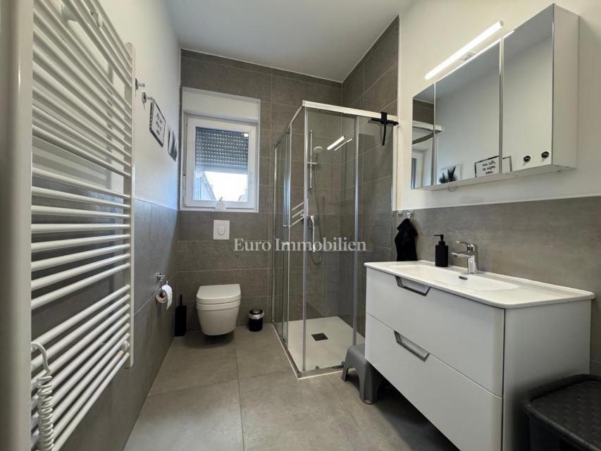 Kršan – Novogradnja Stanovanje Prva Vrsta ob Morju