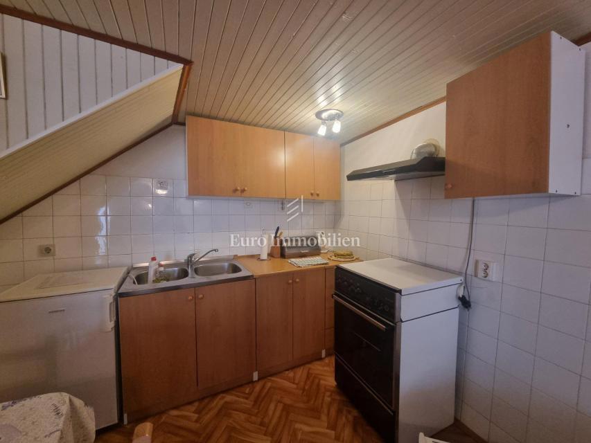 Novi Vinodolski, stanovanje 200 m od morja, center