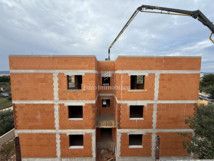 Dvosobni apartmaji z razgledom na morje, 200 m od morja