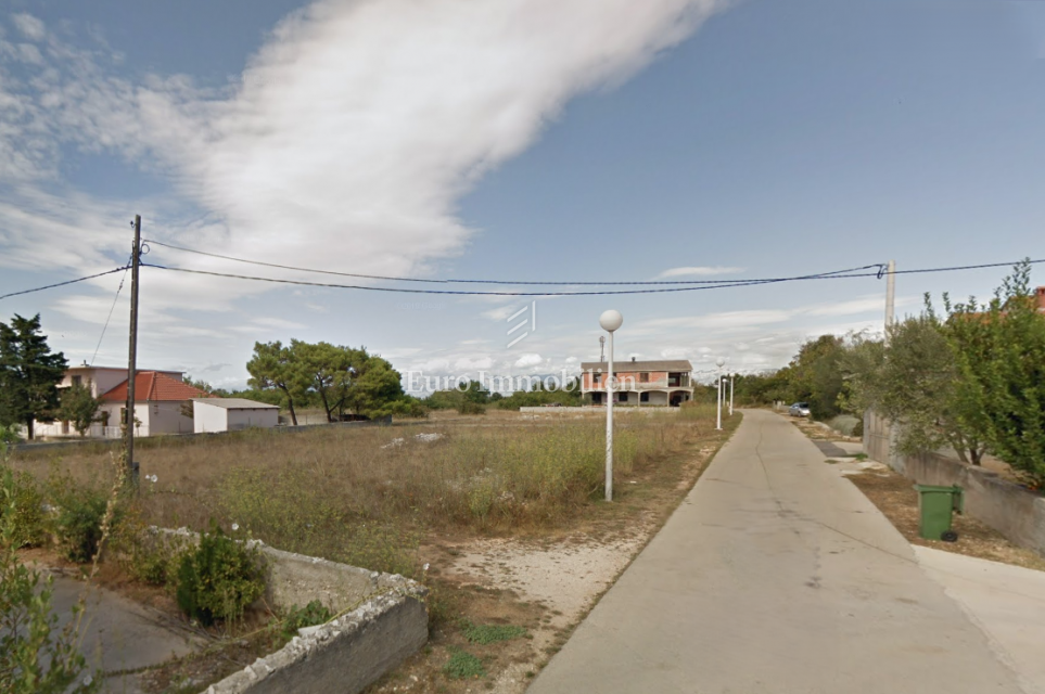 Zadar, Privlaka, zazidljivo zemljišče, 300 m od morja