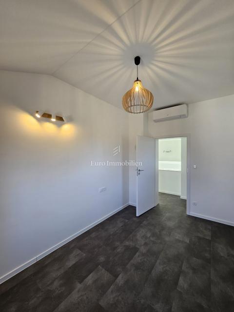 Novogradnja v mirnem okolju