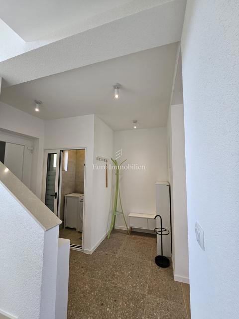 Novogradnja v mirnem okolju