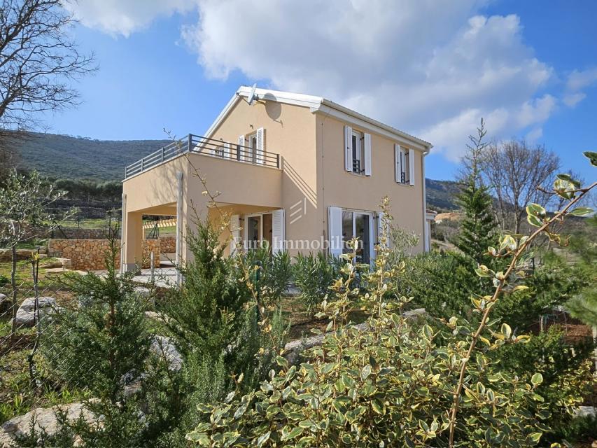 Novogradnja v mirnem okolju