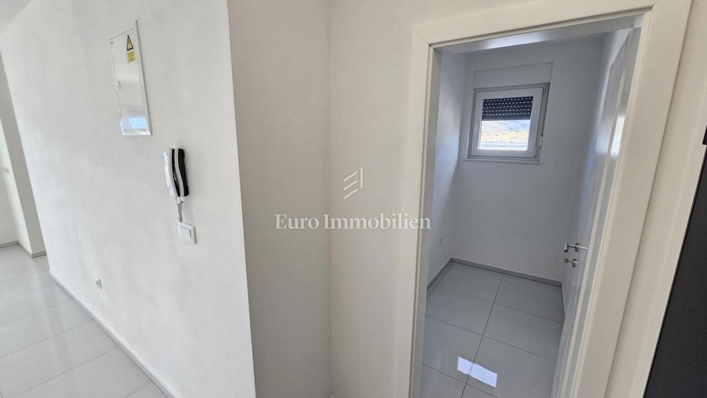 Stanovanje Novi Vinodolski, 66,52m2