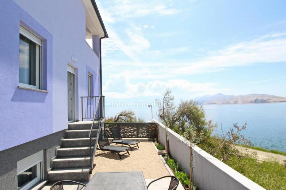 Baška – Hiša v prvi vrsti ob morju, 4 apartmaji