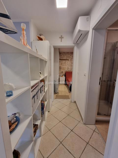Center Vrsarja - Apartma v pritličju z eno spalnico