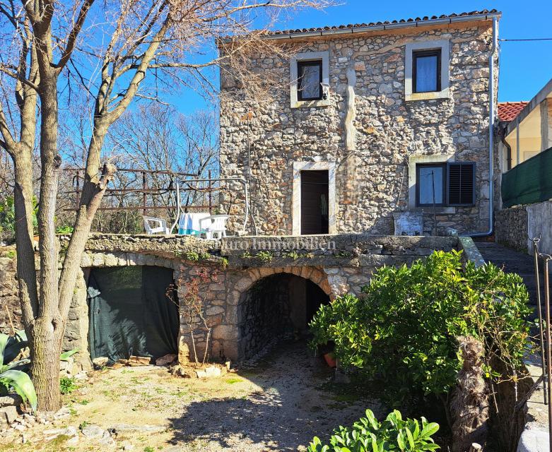 Otok Krk – kamnita hiša za prenovo