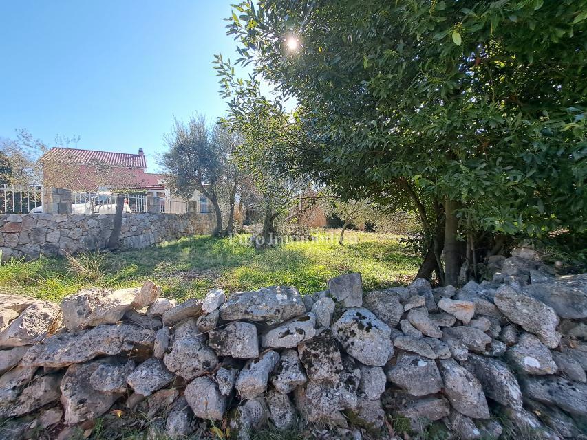 Otok Krk – kamnita hiša za prenovo