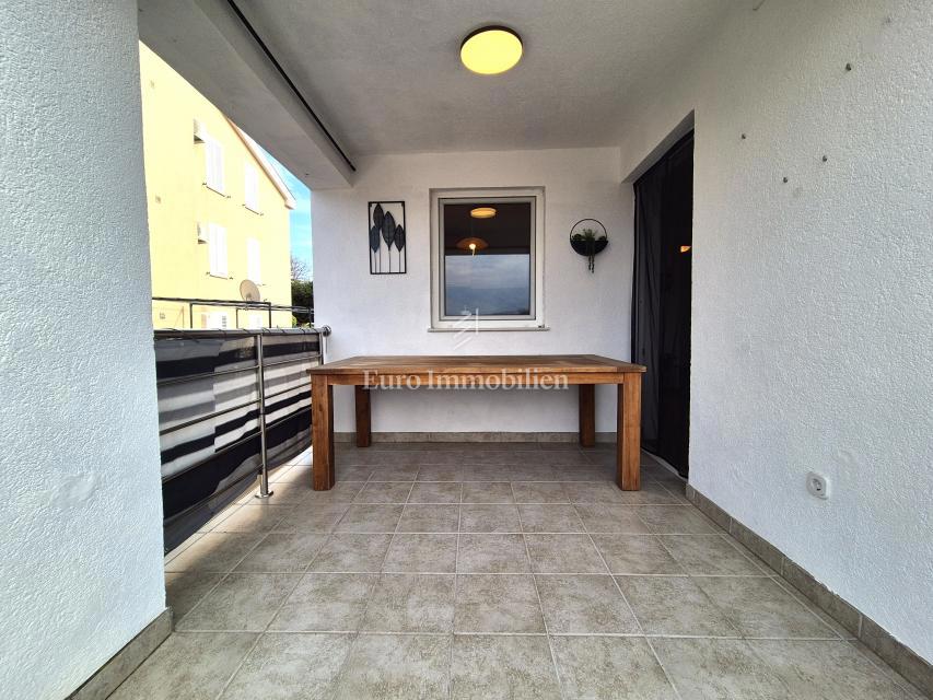 Šilo, udobno stanovanje s pogledom na morje!